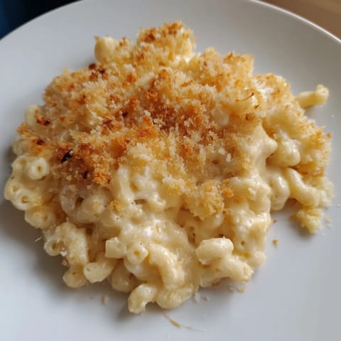 Macaroni cheese comfort dish